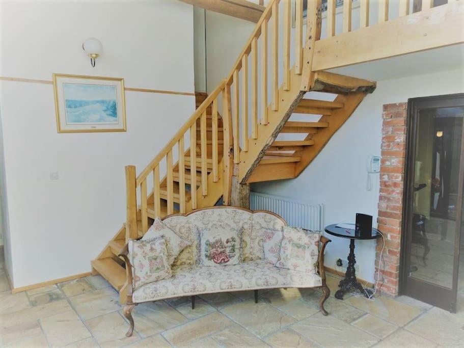 Stunning Barn Conversion Ideal For Large Families Bildeston ภายนอก รูปภาพ