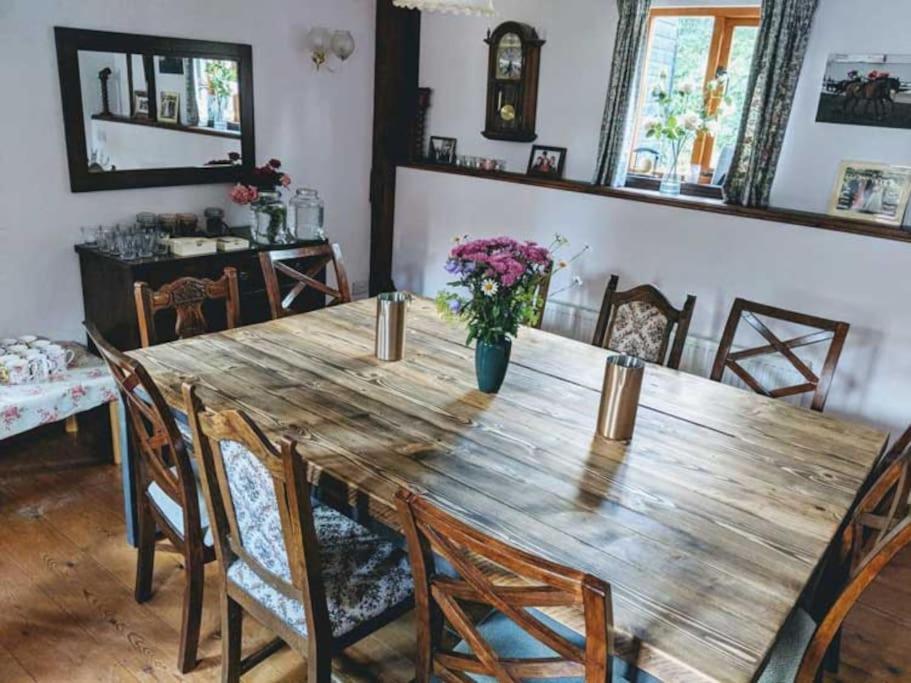 Stunning Barn Conversion Ideal For Large Families Bildeston ภายนอก รูปภาพ